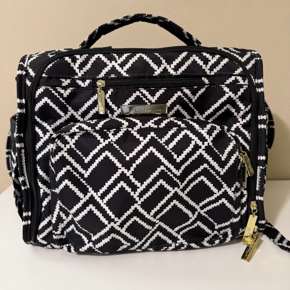 Jujube Satchel Diaper Bag Black White Multi-Pocket Convertable Strap Bag Medium
